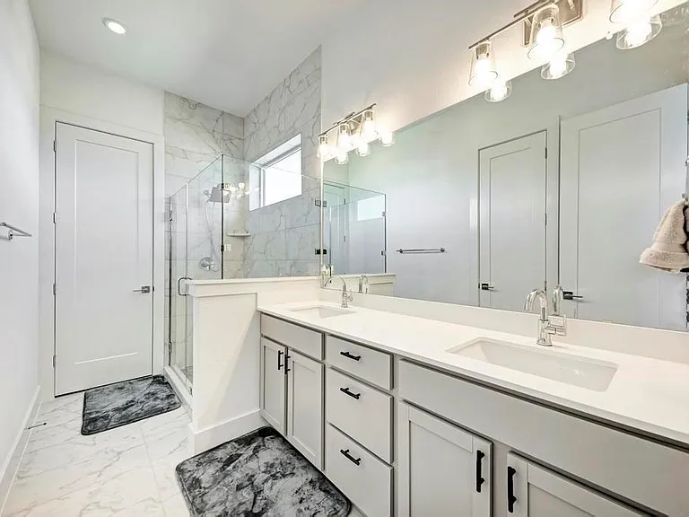 2050 Lohmans Spur Rd #703 — Photo 9