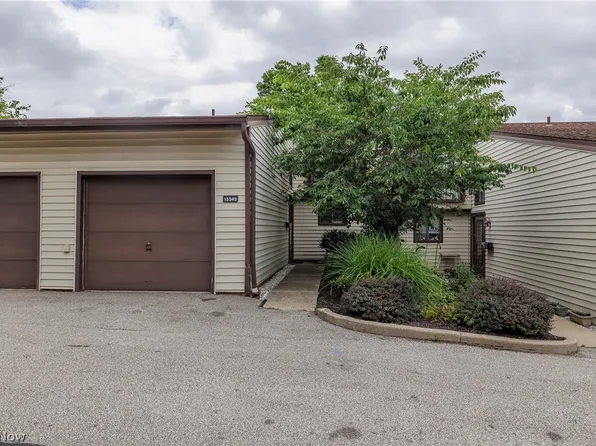 15242 Pine Hill Trl, Cleveland, OH 44130