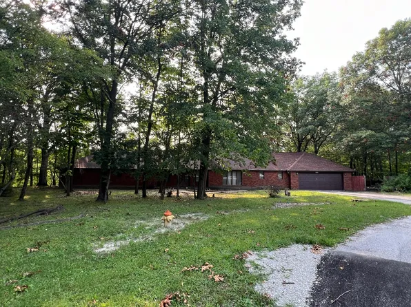 2518 E Creekwood Ct, Crete, IL 60417