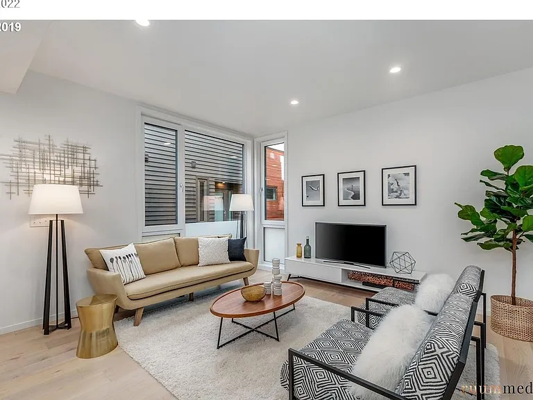 2035 SW Vermont St #2 — Photo 5