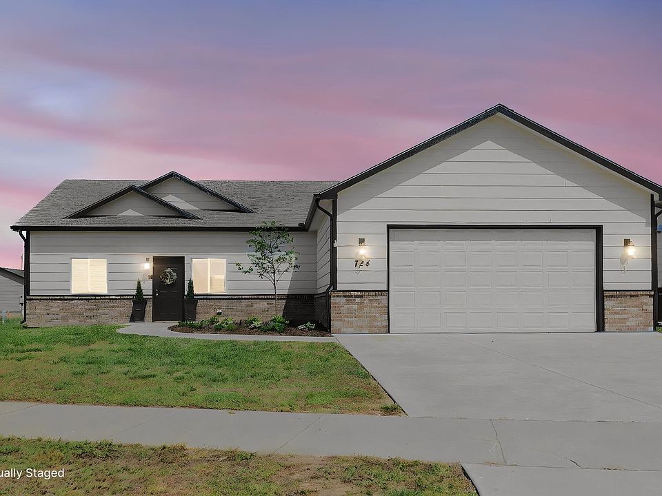1st image of 724 N Redbud Ave