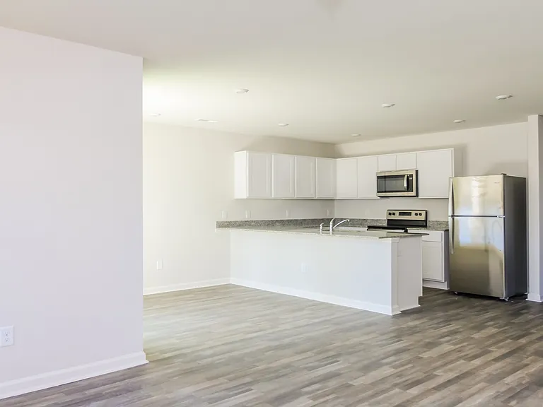 2183 Bayside Dr SW — Photo 4