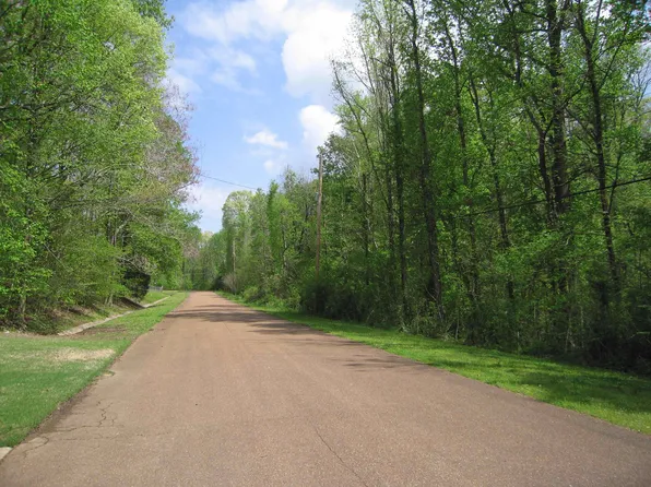 6100 Boskey Dr #7, Millington, TN 38053