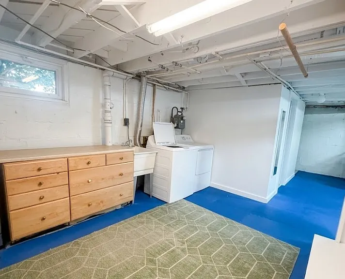 Basement washer/dryer & storage.