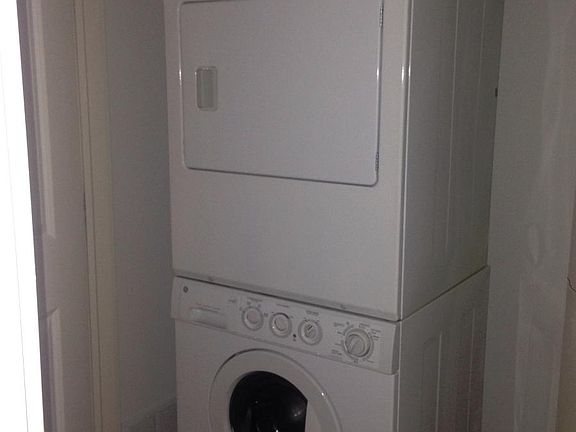 3rd image of 4837 S Michigan Ave APT 3N