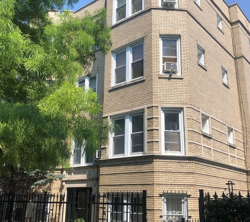 1st image of 2837 1/2 N Sawyer Ave APT 2W
