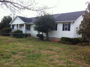 165 Mitchell Farm Rd, Colbert, GA 30628