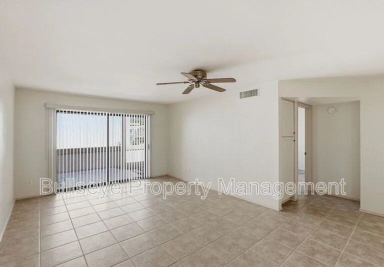 18624 N 93rd Ave — Photo 7