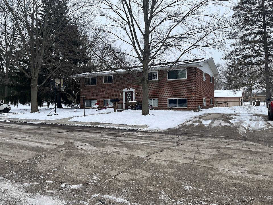 1st image of 515 Marc Dr #4