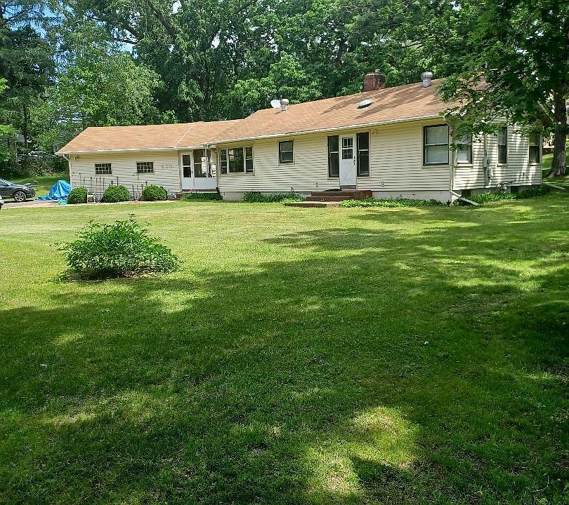 1st image of 500 Mahtomedi Ave