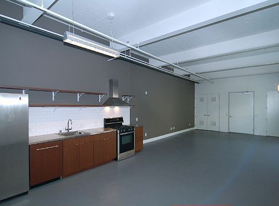 3rd image of 1010 Sycamore Ave Unit 215