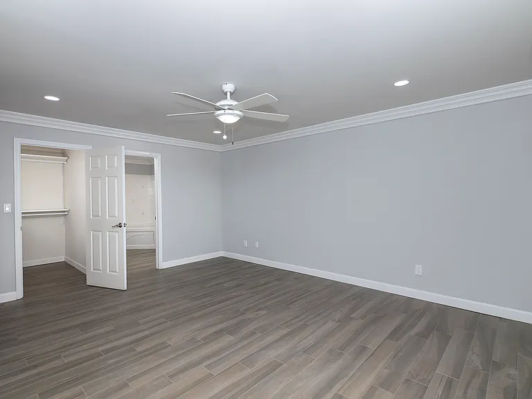 Fairfield Knolls South — Photo 49