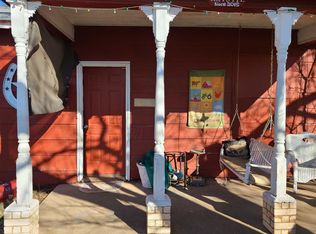 705 7th St, Snyder, OK 73566