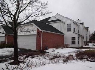 132 N Welwyn St, Lake Bluff, IL 60044