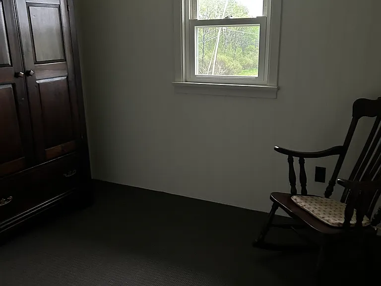 664 Evergreen Dr — Photo 7