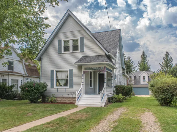 222 Monroe St, Saline, MI 48176