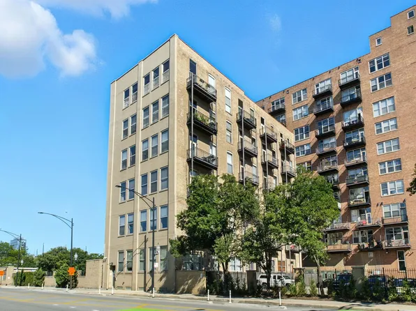 550 W Harrison St APT 552, Chicago, IL 60607
