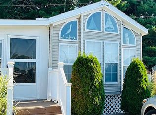 118 Dunns Corner Rd #26, Westerly, RI 02891