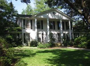 37 Sussex Rd, Charleston, SC 29407