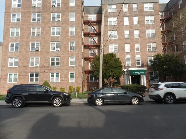 84-55 Daniels Street #3B, Briarwood, NY 11435