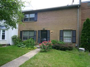 8213 Carrleigh Pkwy, Springfield, VA 22152