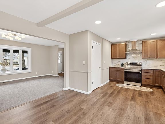 5th image of 1314 Oak Ave