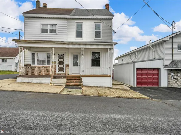 120 E Chestnut St, Frackville, PA 17931