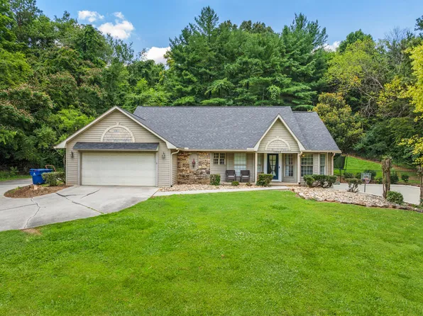 1945 Ridgewood Dr, Jefferson City, TN 37760