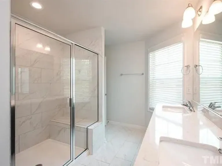 Compass Dr — Photo 4