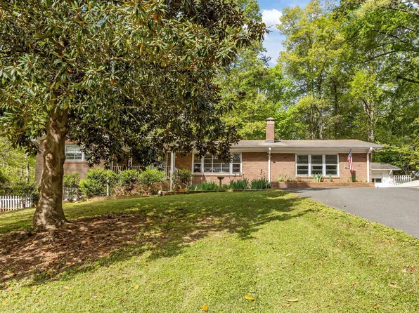 2307 Piedmont Dr, Sanford, NC 27330