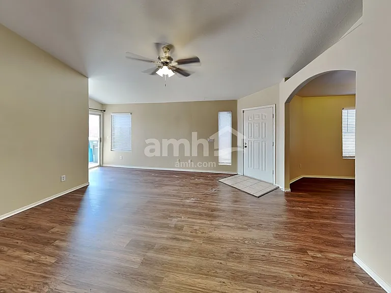 4509 E Windsong Dr — Photo 17