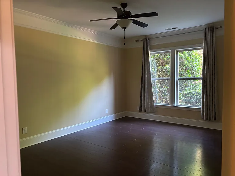 8811 Tamarron Dr — Photo 29