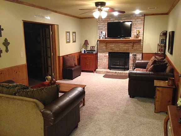 5th image of 308 Thomas Dr