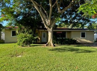 2624 NE 8th Ct, Pompano Beach, FL 33062