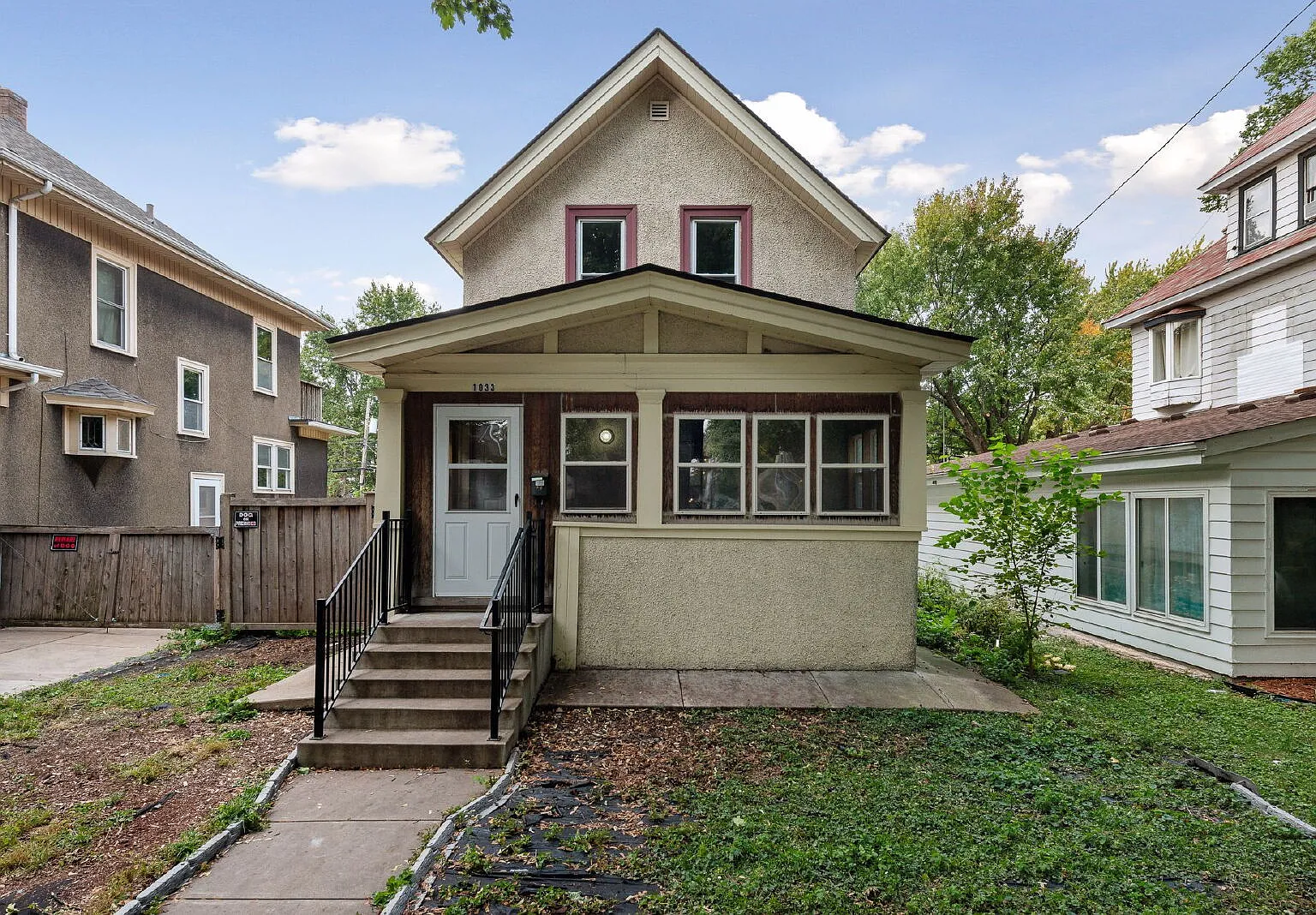 Charming 3-Bedroom Home with Gleaming Hardwood Floors in Prime Minneapolis Location! — Photo 2