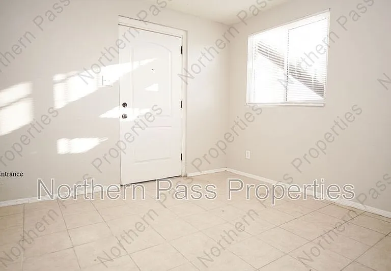 411 Dodge Rd #3 — Photo 2