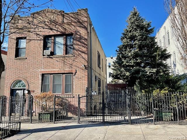 1st image of 50-44 39th Street
