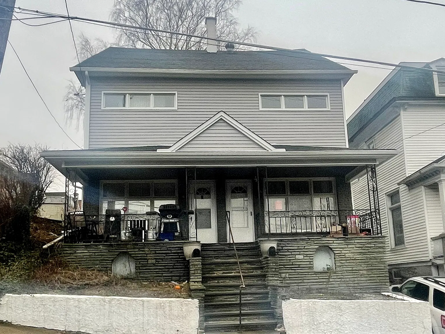 3 bed, 1200 sqft, $1,250 — Photo 1