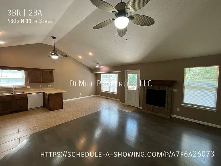 4805 N 11th St — Photo 5