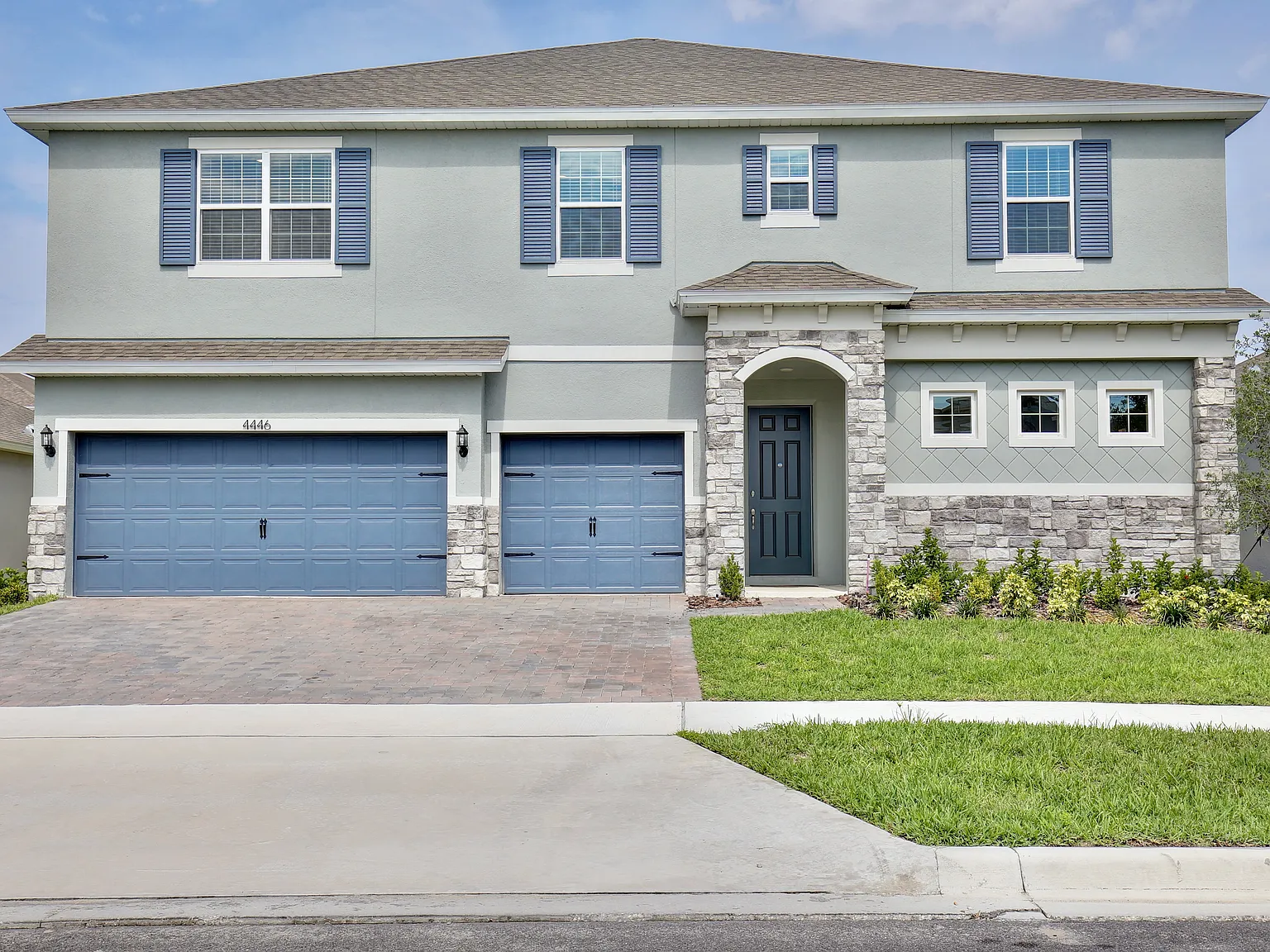 6 bed, 4291 sqft, $4,000 — Photo 3