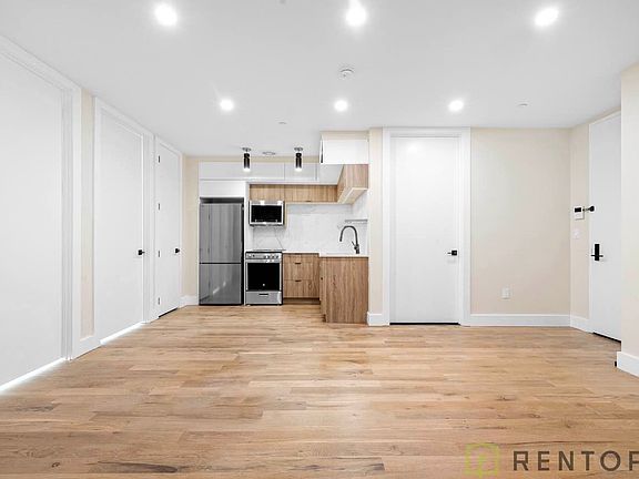 3rd image of 28 Richardson St #1E