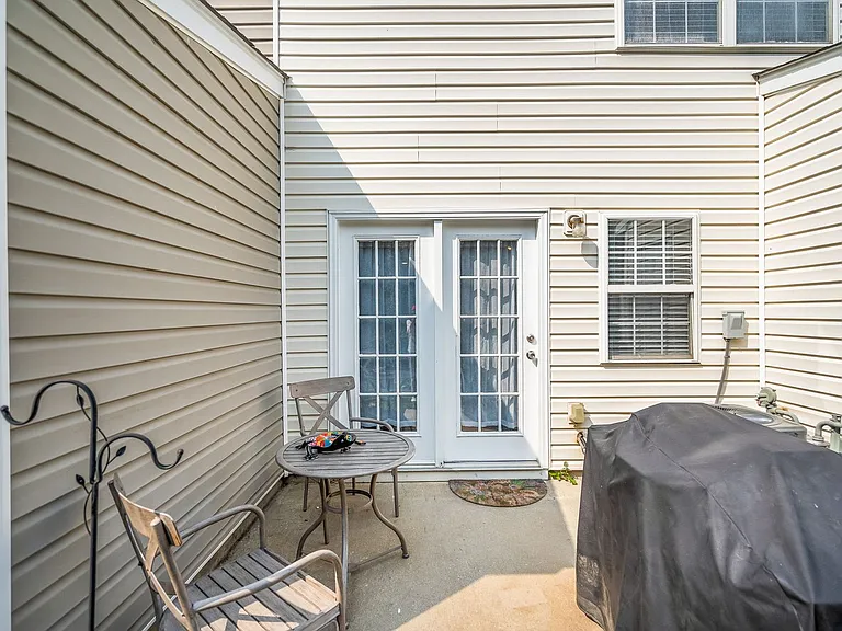 6314 Inkberry Dr — Photo 24