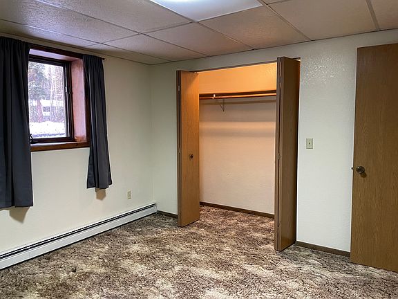 4th image of 404 Kit Blvd #1