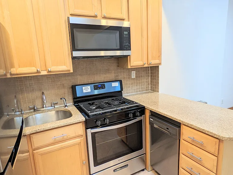 51 E Houston St #4B — Photo 18