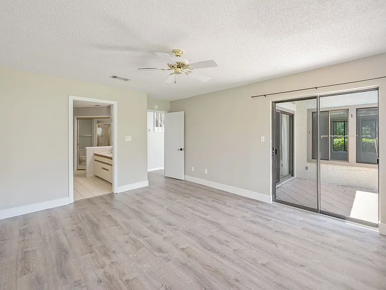 1219 Oakmont Dr — Photo 25