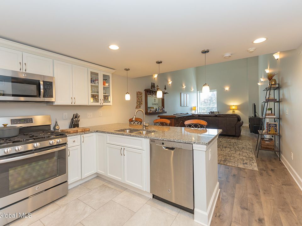 5 Spring St Saratoga Springs NY Zillow