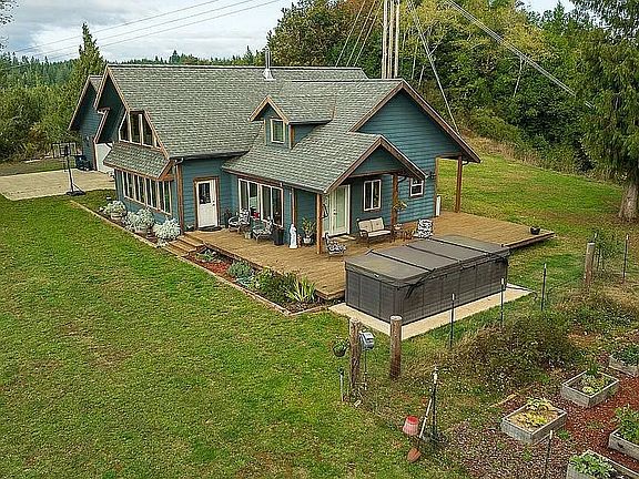 4th image of 2636 Western Dr