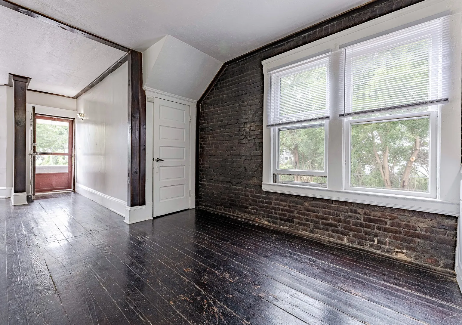2 bed, 600 sqft, $1,695 — Photo 4