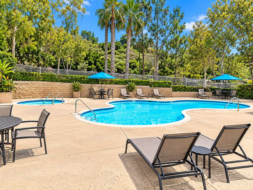 7671 Mission Gorge Rd #114