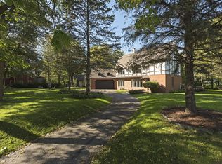 150 Ranchview Ln S, Wayzata, MN 55391